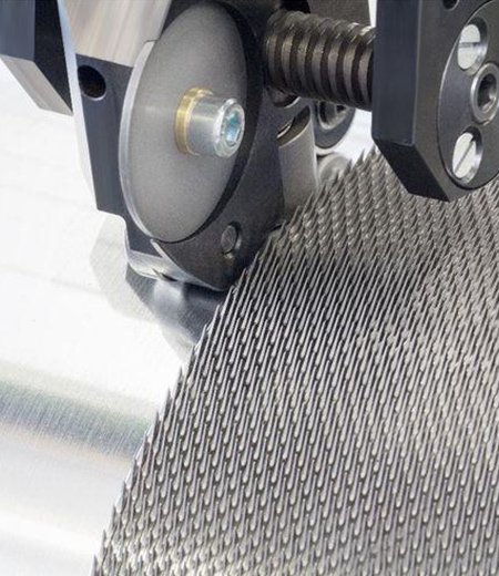 Металлическая карточная одежда